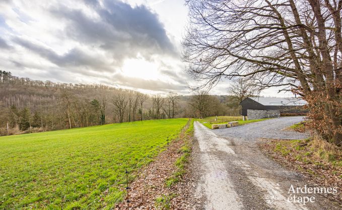 Afgelegen vakantiehuis met zwembad in Houyet, Ardennen