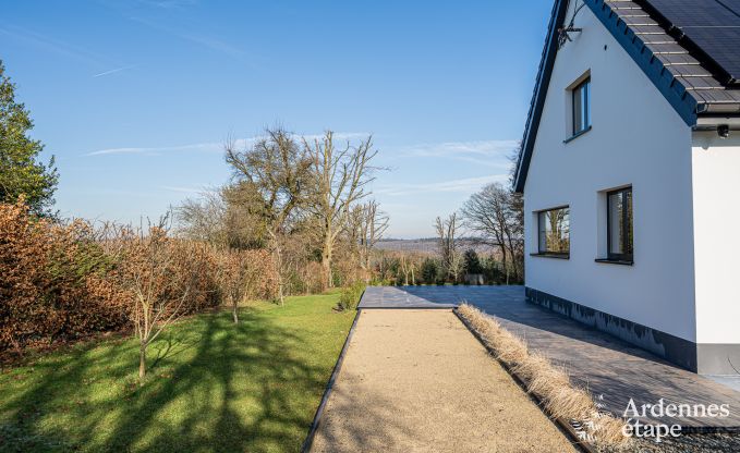 Vakantiewoning in Jalhay: comfort voor 8 personen, dichtbij Spa en bosrand