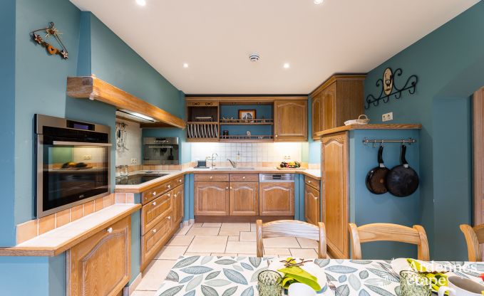 Luxe vakantiewoning in Jalhay voor 12 personen met jacuzzi, speelkamer en priv�tuin