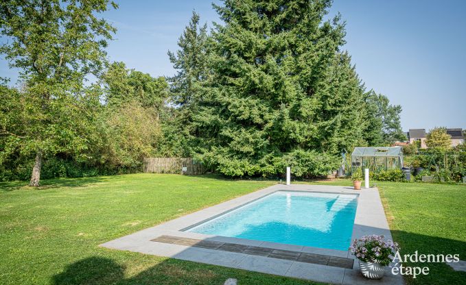 Gezellige vakantiewoning in Jambes voor 3 met zwembad