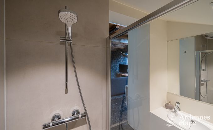 Gezellige vakantiewoning in Jambes voor 3 met zwembad