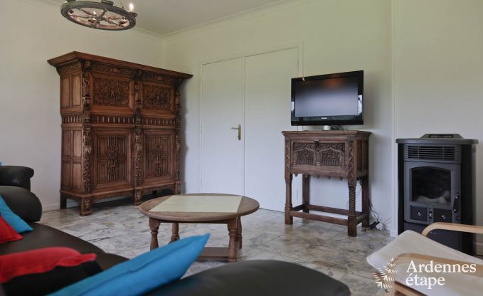 Ruime vakantiewoning voor 8 personen in La Roche-En-Ardenne met 4 slaapkamers, 4 badkamers, houtkachel, priv�tuin en garage