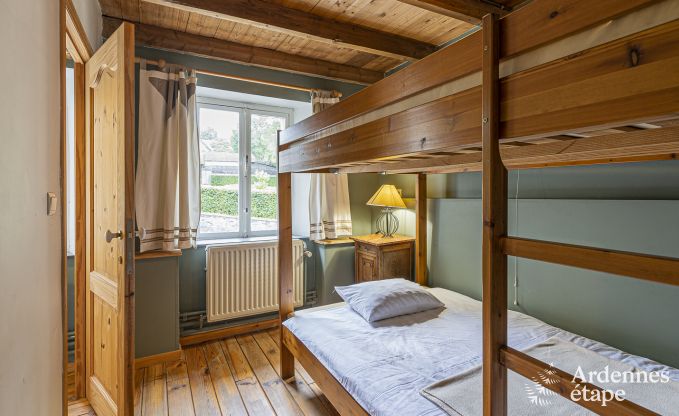 Cottage in Leglise voor 26 personen in de Ardennen