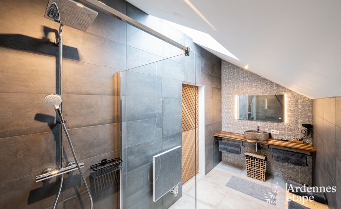 Gezellig, hondvriendelijk vakantiehuis voor 4 in Leglise, Ardennen