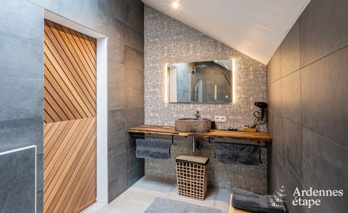 Gezellig, hondvriendelijk vakantiehuis voor 4 in Leglise, Ardennen