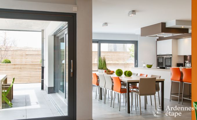 Vakantiehuis in Leglise voor 12/14 personen in de Ardennen