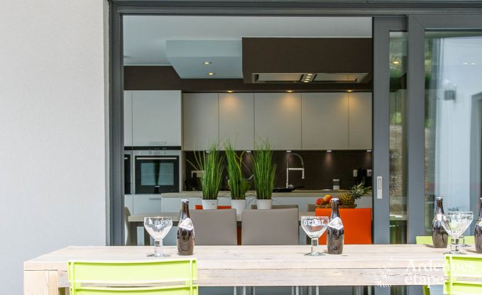 Vakantiehuis in Leglise voor 12/14 personen in de Ardennen