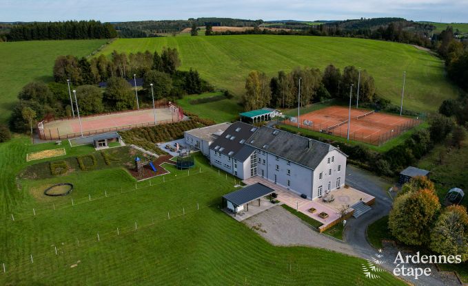 Vakantiehuis in Leglise voor 32 personen in de Ardennen