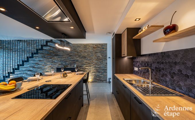 Gezellig, hondvriendelijk vakantiehuis voor 4 in Leglise, Ardennen