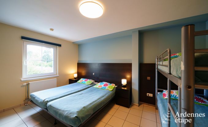 Vakantiehuis in L�glise, Ardennen, 32 personen, grote priv�tuin, sportfaciliteiten, spa, speelkamer, optimaal comfort