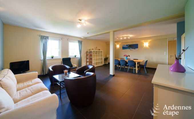 Vakantiehuis in L�glise, Ardennen, 32 personen, grote priv�tuin, sportfaciliteiten, spa, speelkamer, optimaal comfort