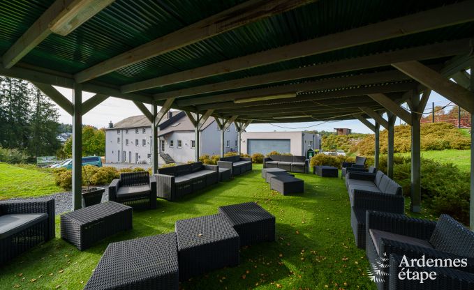 Vakantiehuis in L�glise, Ardennen, 32 personen, grote priv�tuin, sportfaciliteiten, spa, speelkamer, optimaal comfort