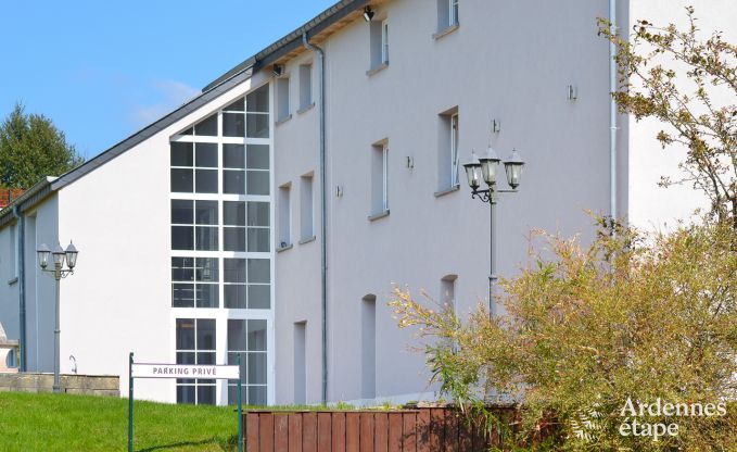 Vakantiehuis in L�glise, Ardennen, 32 personen, grote priv�tuin, sportfaciliteiten, spa, speelkamer, optimaal comfort