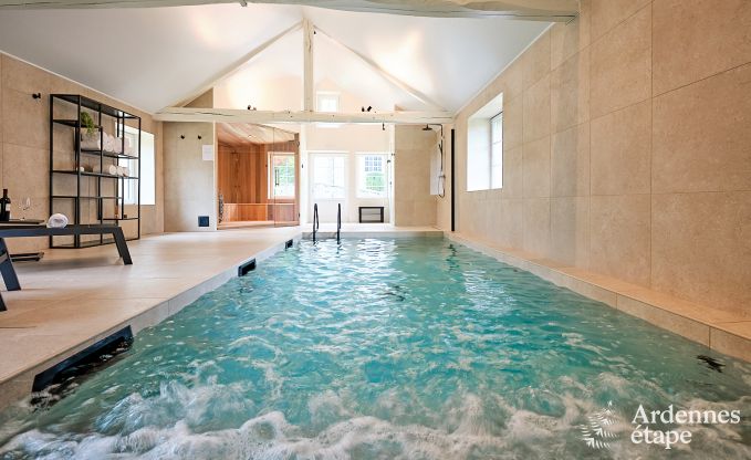 Kasteel in Libin: elegant verblijf voor 40 personen met uitgebreide voorzieningen