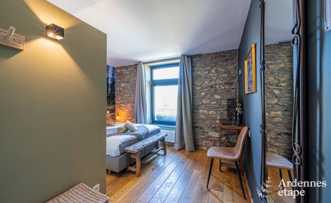 Ruime vakantiewoning in Libin voor 15 personen met priv�badkamers en professionele keuken