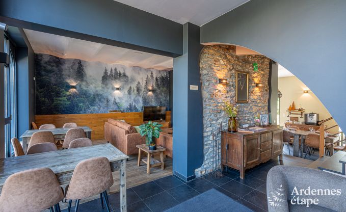 Ruime vakantiewoning in Libin voor 15 personen met priv�badkamers en professionele keuken