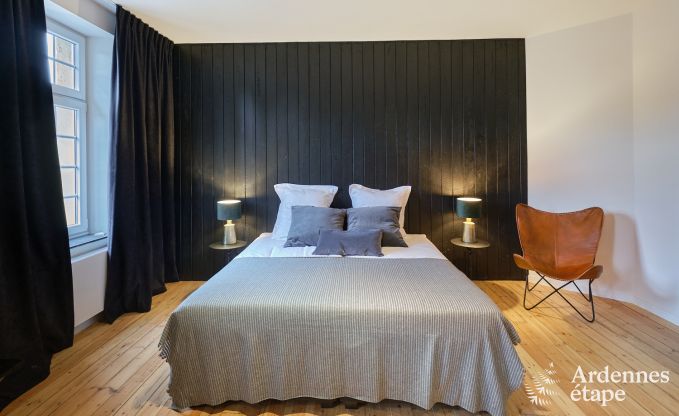 Kasteel in Libin: elegant verblijf voor 40 personen met uitgebreide voorzieningen