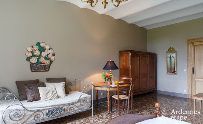 Elegant bijgebouw van een kasteel in Libin voor 14 personen in de Ardennen