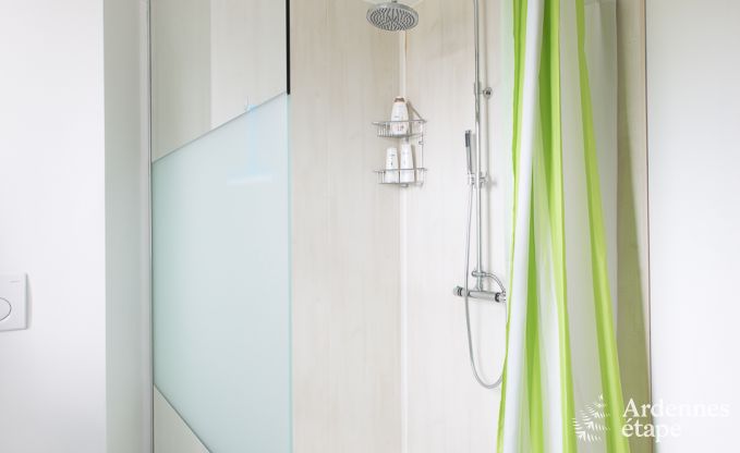 Ruime cottage voor 9 personen in Libramont-Chevigny met priv�tuin en terras met uitzicht