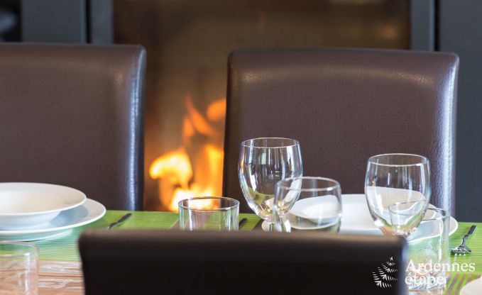 Ruime cottage voor 9 personen in Libramont-Chevigny met priv�tuin en terras met uitzicht