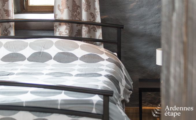 Ruime cottage voor 9 personen in Libramont-Chevigny met priv�tuin en terras met uitzicht