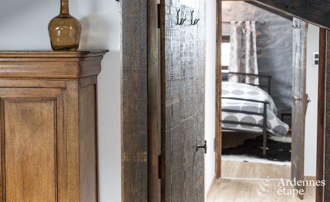 Ruime cottage voor 9 personen in Libramont-Chevigny met priv�tuin en terras met uitzicht