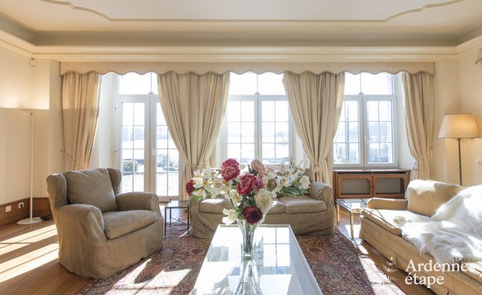 Kasteel in Libramont-Chevigny voor 22 personen in de Ardennen