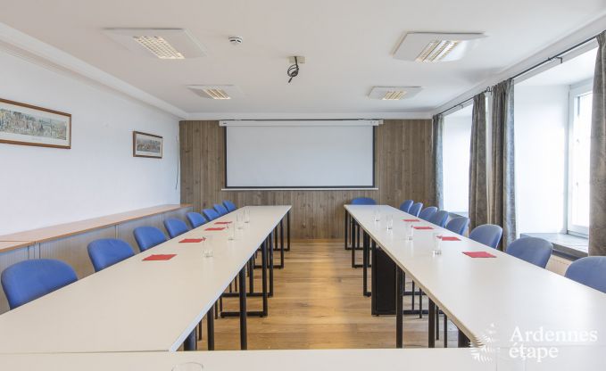 Kasteel in Libramont-Chevigny voor 22 personen in de Ardennen