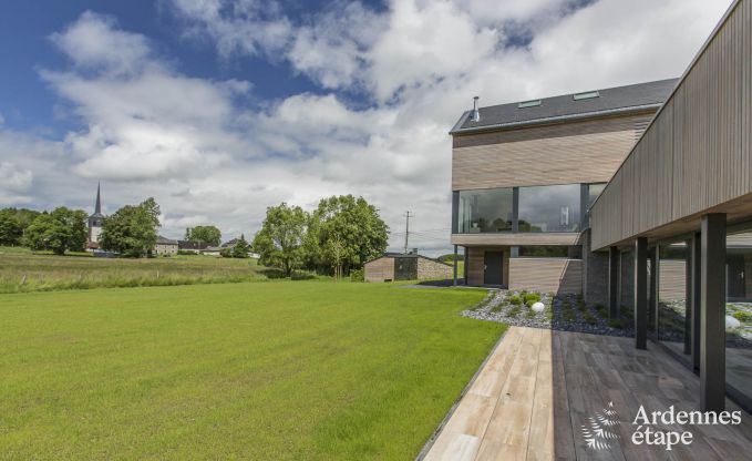 Vakantiewoning voor 15 personen in Libramont met binnenzwembad, sauna en privtuin aan het water