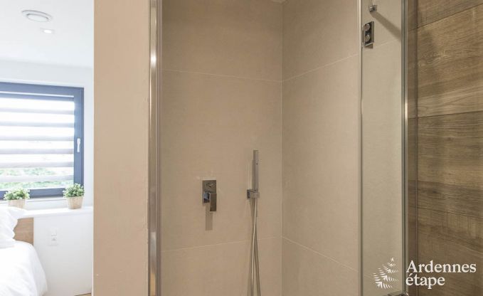 Vakantiewoning voor 15 personen in Libramont met binnenzwembad, sauna en privtuin aan het water