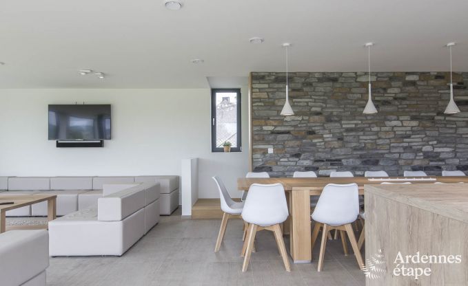 Vakantiewoning voor 15 personen in Libramont met binnenzwembad, sauna en privtuin aan het water