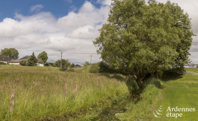 Vakantiewoning voor 15 personen in Libramont met binnenzwembad, sauna en privtuin aan het water