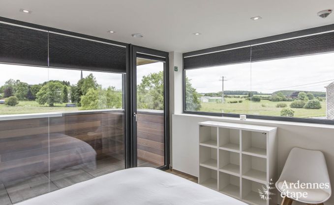 Vakantiewoning voor 15 personen in Libramont met binnenzwembad, sauna en privtuin aan het water