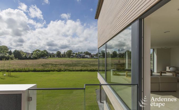 Vakantiewoning voor 15 personen in Libramont met binnenzwembad, sauna en privtuin aan het water