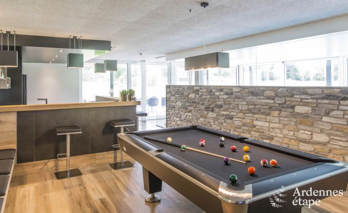 Vakantiewoning voor 15 personen in Libramont met binnenzwembad, sauna en privtuin aan het water