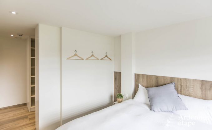 Vakantiewoning voor 15 personen in Libramont met binnenzwembad, sauna en privtuin aan het water