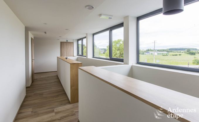 Vakantiewoning voor 15 personen in Libramont met binnenzwembad, sauna en privtuin aan het water