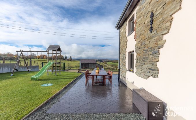 Kindvriendelijk vakantiehuis in Libramont voor 22 personen met tuin en speelkamer