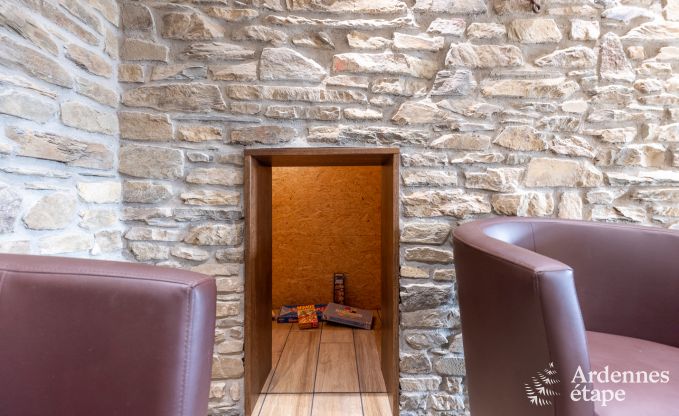 Kindvriendelijk vakantiehuis in Libramont voor 22 personen met tuin en speelkamer