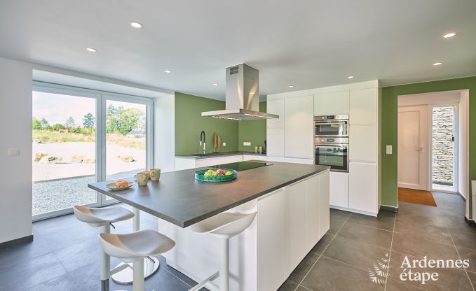 Vakantiewoning in Libramont voor 8 � 10 personen met speelkamer, terras en tuin in de Ardennen