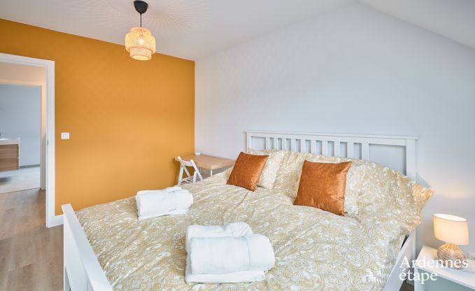 Ruime vakantiewoning in Libramont voor 20 personen met speelkamer, tuin en barbecue in de Ardennen