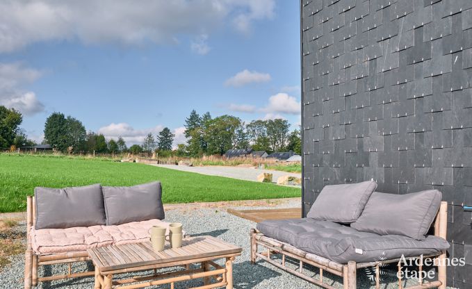 Ruime vakantiewoning in Libramont voor 20 personen met speelkamer, tuin en barbecue in de Ardennen