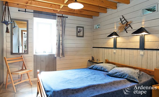 19e eeuws authentiek huis met moderne gite, sauna en zwembad voor 14 personen in Lierneux, Ardennen