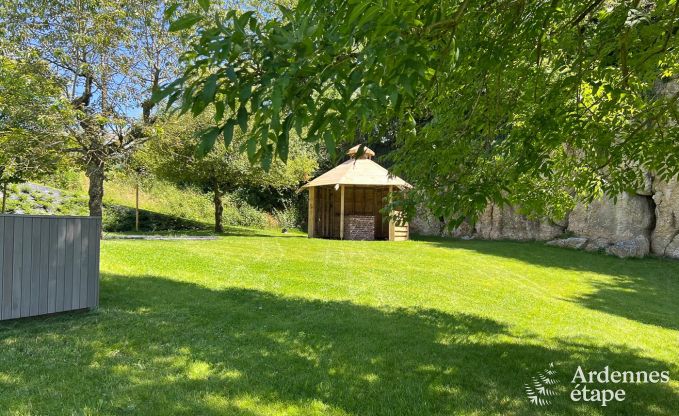 Comfortabele vakantievilla voor 14 in Limbourg, Ardennen