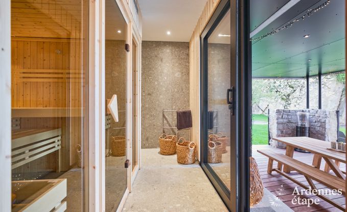 Comfortabele vakantievilla voor 14 in Limbourg, Ardennen