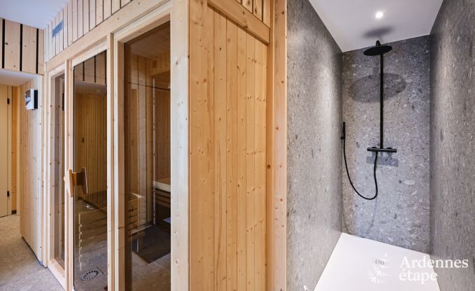 Comfortabele vakantievilla voor 14 in Limbourg, Ardennen