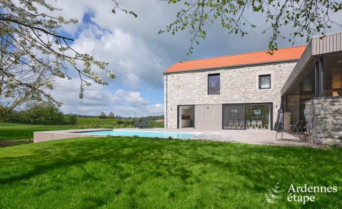 Comfortabele vakantievilla voor 14 in Limbourg, Ardennen