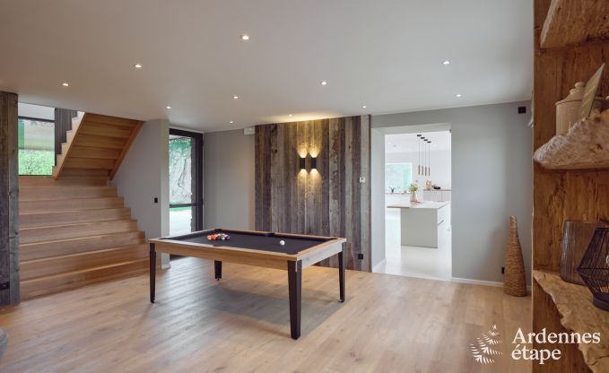 Comfortabele vakantievilla voor 14 in Limbourg, Ardennen
