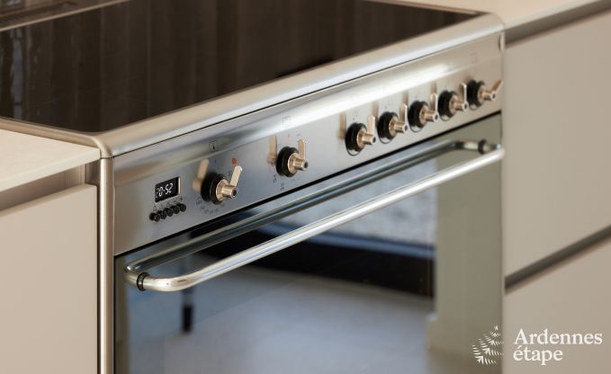 Comfortabele vakantievilla voor 14 in Limbourg, Ardennen