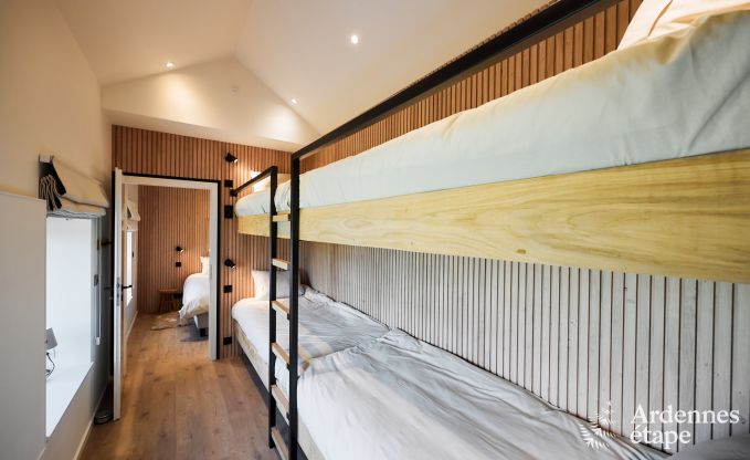 Comfortabele vakantievilla voor 14 in Limbourg, Ardennen